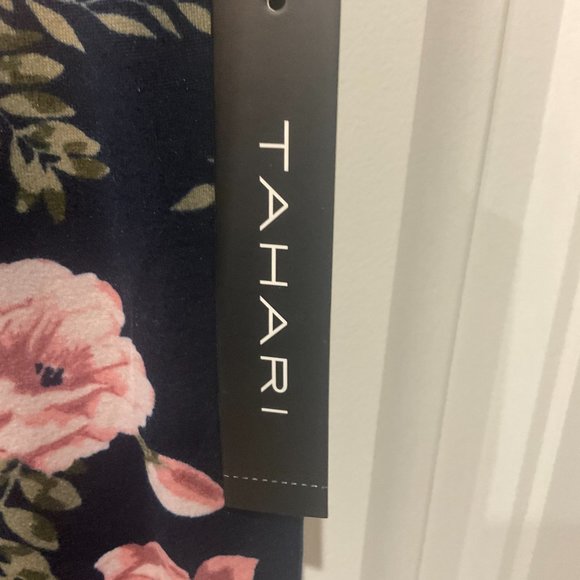 Tahari Jogger Pant - Picture 4 of 5